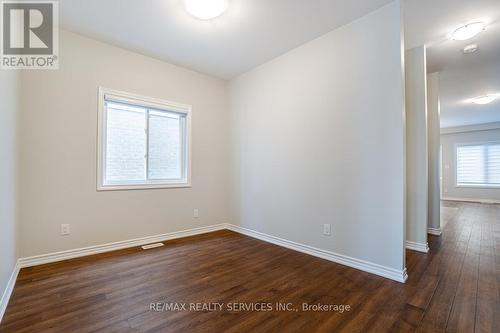 207 Louise Street, Welland, ON - Indoor Photo Showing Other Room