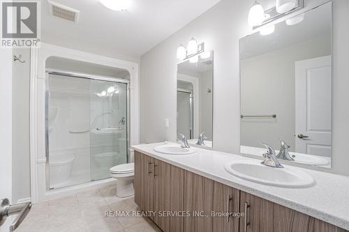 207 Louise Street, Welland, ON - Indoor Photo Showing Bathroom