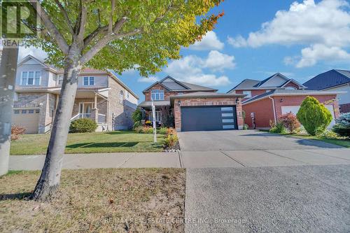 15 Yarrow Court, Kitchener, ON - Outdoor With Facade