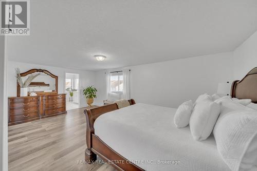 15 Yarrow Court, Kitchener, ON - Indoor Photo Showing Bedroom