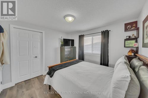 15 Yarrow Court, Kitchener, ON - Indoor Photo Showing Bedroom