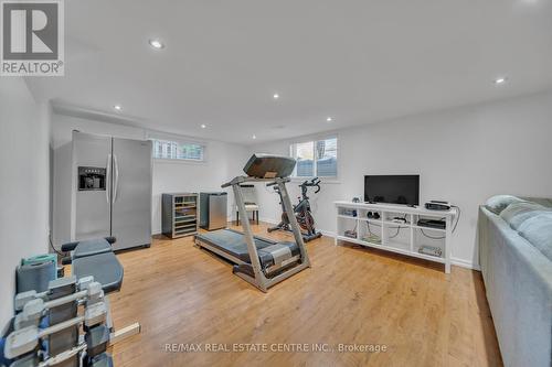 15 Yarrow Court, Kitchener, ON - Indoor Photo Showing Gym Room