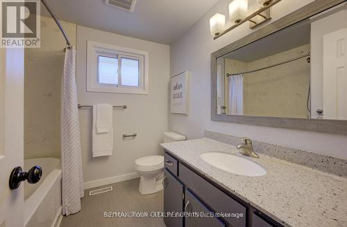 Upper - 18 Jay Court, Kitchener, ON - Indoor Photo Showing Bathroom