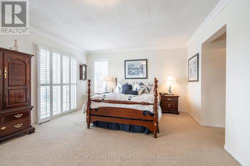 67 Sunvale Place, Hamilton, ON - Indoor Photo Showing Bedroom