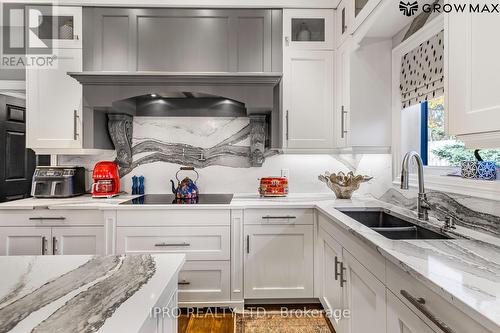 149 Miller Drive, Hamilton, ON - Indoor Photo Showing Kitchen With Double Sink