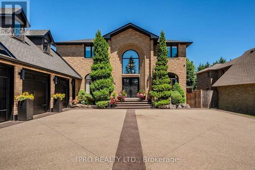 149 Miller Drive, Hamilton, ON - Outdoor With Facade