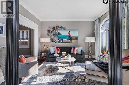 149 Miller Drive, Hamilton, ON - Indoor Photo Showing Living Room