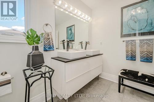 149 Miller Drive, Hamilton, ON - Indoor Photo Showing Bathroom