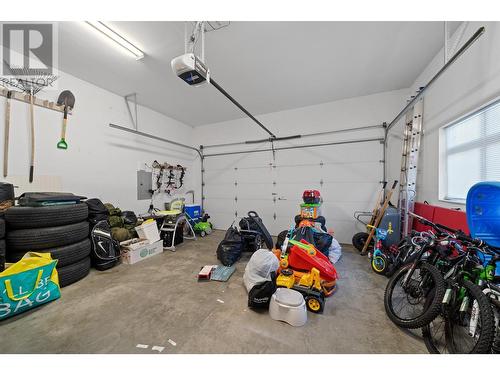 206 O'Connor Road, Kamloops, BC - Indoor Photo Showing Garage