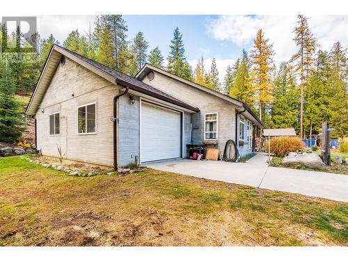 1428 Nighthawk Drive, Castlegar, BC - Outdoor