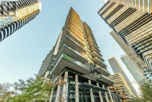 216 - 39 Annie Craig Drive, Toronto, ON - Outdoor