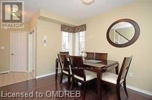 4799 Thomas Alton Boulevard, Burlington, ON - Indoor Photo Showing Dining Room