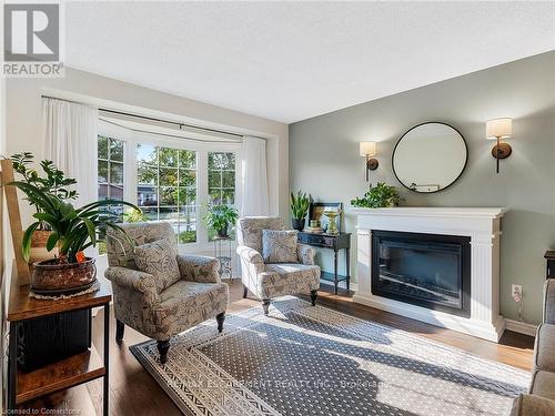 2079 Hunters Wood Drive, Burlington, ON - Indoor Photo Showing Living Room With Fireplace