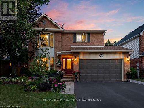 2079 Hunters Wood Drive, Burlington, ON - Outdoor