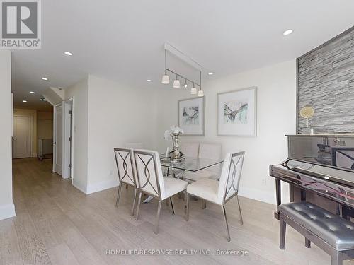 4373 Jenkins Crescent, Mississauga, ON - Indoor Photo Showing Dining Room