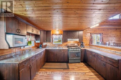 53137 Calton Line, Malahide, ON - Indoor Photo Showing Kitchen With Double Sink