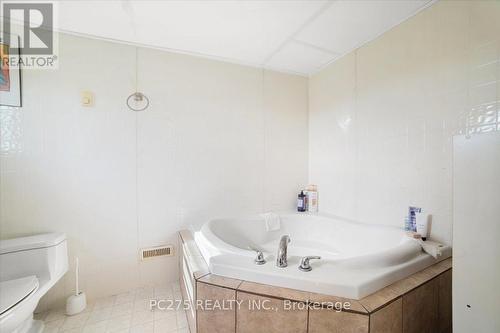 53137 Calton Line, Malahide, ON - Indoor Photo Showing Bathroom