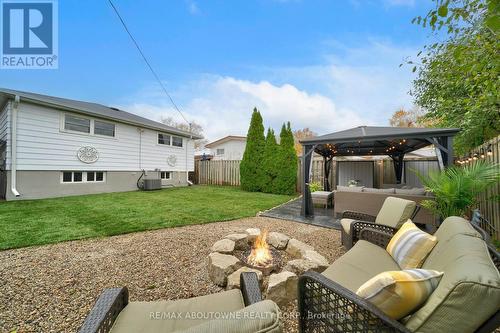 5500 Romanwood Crescent, Burlington, ON - Outdoor