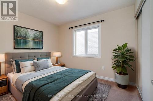 357 Snoek Point, Milton, ON - Indoor Photo Showing Bedroom