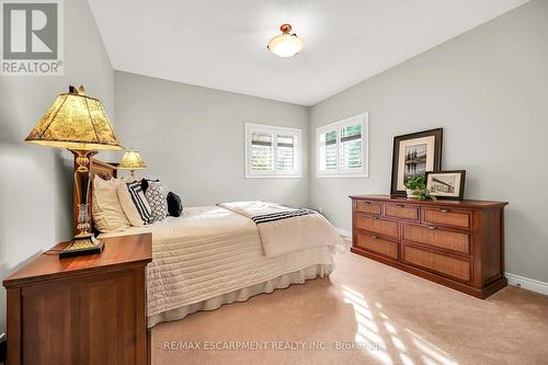 91 Southcreek Court, Hamilton, ON - Indoor Photo Showing Bedroom