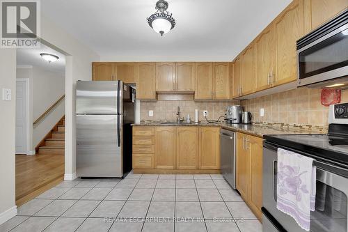 23 Argyle Avenue, Hamilton, ON - Indoor Photo Showing Kitchen