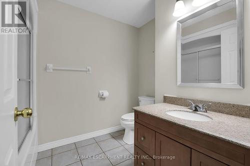 23 Argyle Avenue, Hamilton, ON - Indoor Photo Showing Bathroom