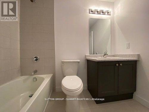 617 - 450 Dundas Street E, Hamilton, ON - Indoor Photo Showing Bathroom