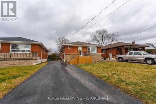 Upper - 33 Callie Road, Hamilton, ON - Outdoor With Deck Patio Veranda