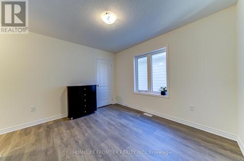 10 Shapira Avenue, Wasaga Beach, ON - Indoor Photo Showing Other Room