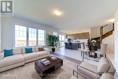 10 Shapira Avenue, Wasaga Beach, ON - Indoor Photo Showing Living Room