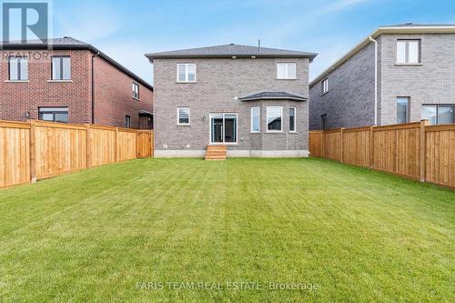 135 Ritchie Crescent, Springwater, ON - Outdoor With Exterior