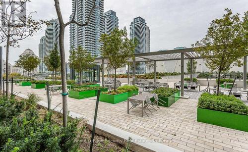 1915 - 30 Shore Breeze Drive, Toronto, ON - Outdoor