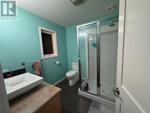 3115 Oceanview Drive, Daajing Giids City, BC - Indoor Photo Showing Bathroom