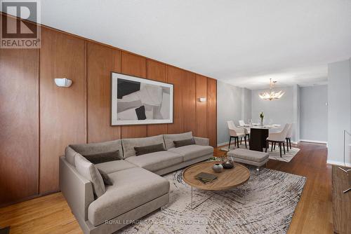 133 Cordella Avenue, Toronto, ON - Indoor Photo Showing Living Room