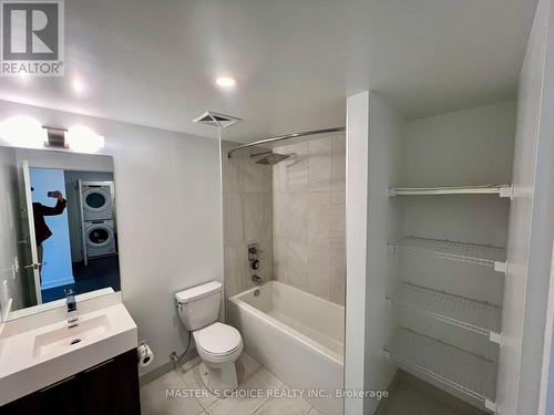 804 - 30 Samuel Wood Way, Toronto, ON - Indoor Photo Showing Bathroom