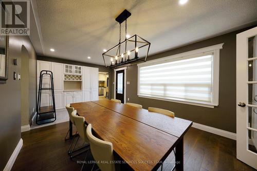 1473 Sixth Line, Oakville, ON - Indoor Photo Showing Dining Room