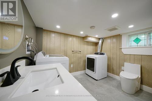 1473 Sixth Line, Oakville, ON - Indoor Photo Showing Laundry Room