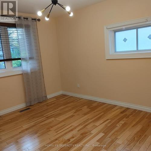 849 Calder Road, Mississauga, ON - Indoor Photo Showing Other Room