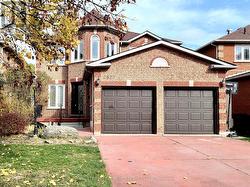 2627 COMET COURT  Mississauga, ON L5K 2S1