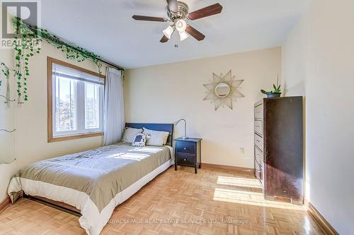 2627 Comet Court, Mississauga, ON - Indoor Photo Showing Bedroom