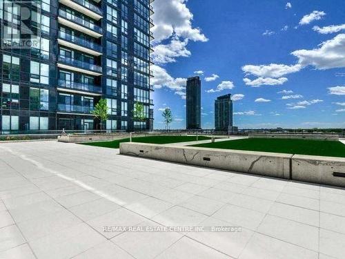 3202 - 4011 Brickstone Mews, Mississauga, ON - Outdoor