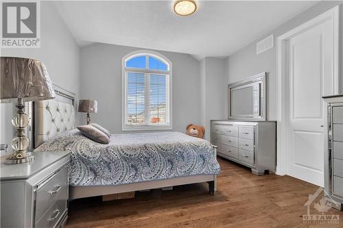 634 Silver Spruce Way, Ottawa, ON - Indoor Photo Showing Bedroom