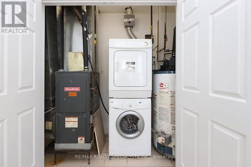 101 - 98 William Street, Mississauga, ON - Indoor Photo Showing Laundry Room