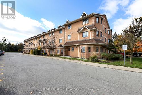 101 - 98 William Street, Mississauga, ON - Outdoor With Facade