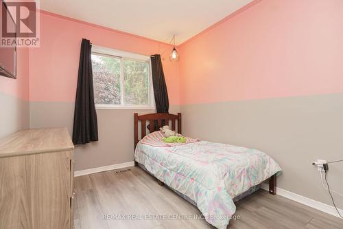 38 Eastview Crescent, Orangeville, ON - Indoor Photo Showing Bedroom