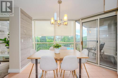 406 - 55 Kingsbridge Garden Circle, Mississauga, ON - Indoor Photo Showing Dining Room