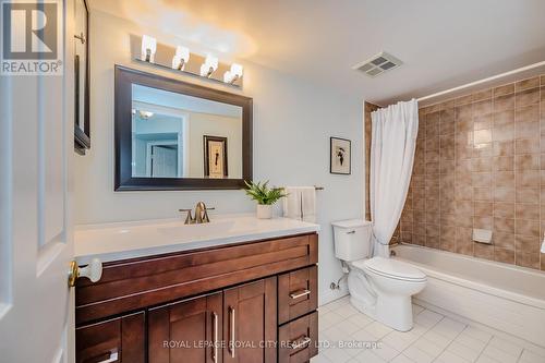 406 - 55 Kingsbridge Garden Circle, Mississauga, ON - Indoor Photo Showing Bathroom