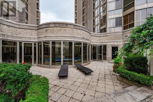 406 - 55 Kingsbridge Garden Circle, Mississauga, ON - Outdoor