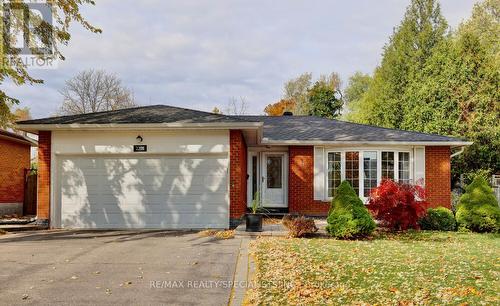 2208 Waycross Crescent, Mississauga, ON - Outdoor With Facade