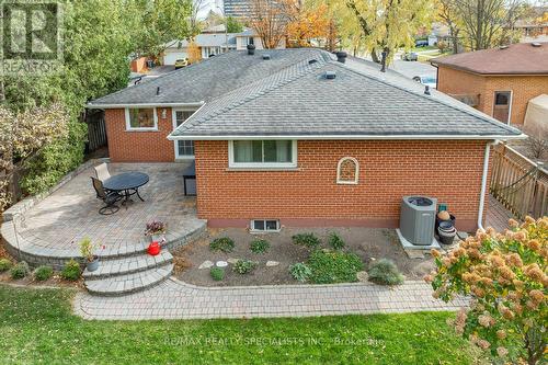 2208 Waycross Crescent, Mississauga, ON - Outdoor With Exterior